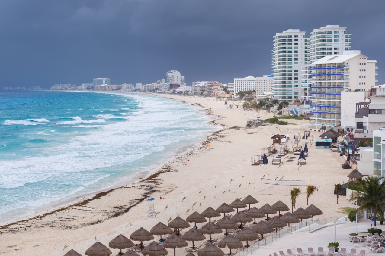 Bad Weather in Cancun
